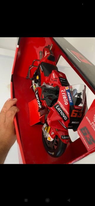 Ducati pecco bagnaia 2022 1/6