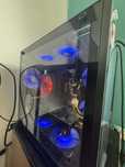 Solidny komputer do gier w full Hd + monitor + myszka