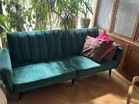 Sofa zielona rozkladana bardzo ładny kolor