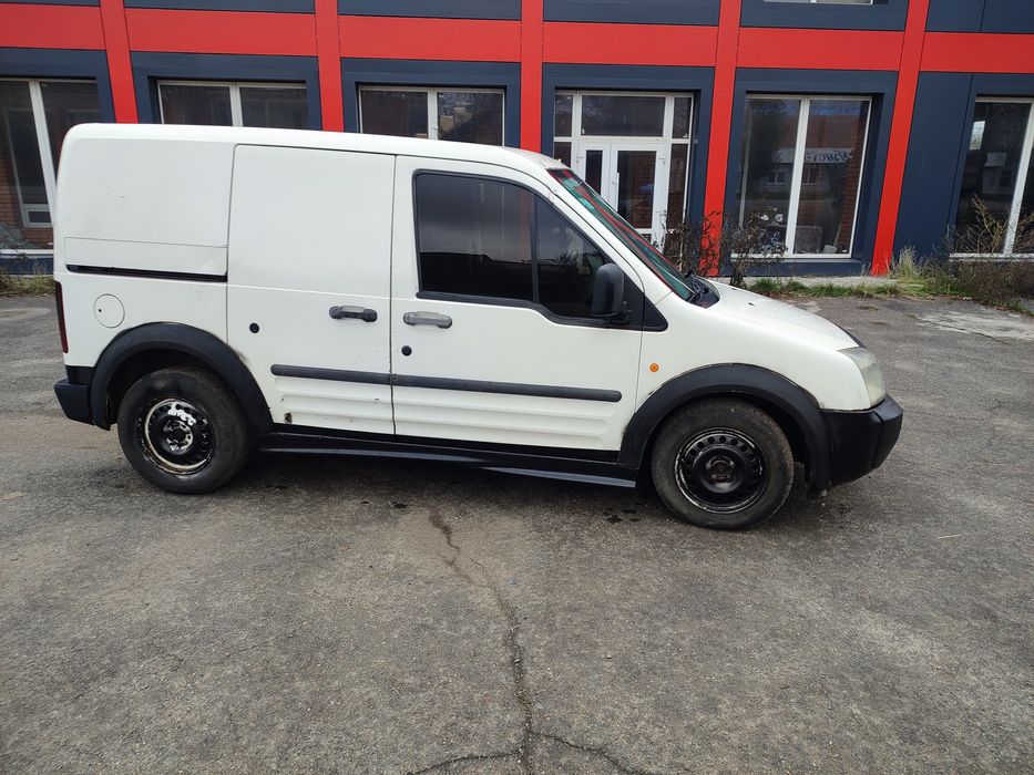 Дизельный ford на полном ходу