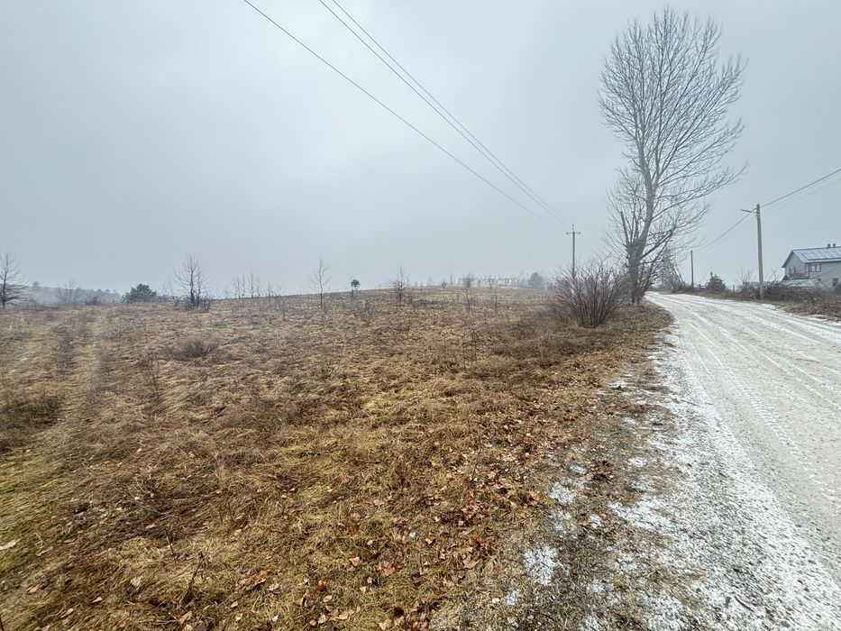 Продаж ділянки під забудову с. Старі Безрадичі