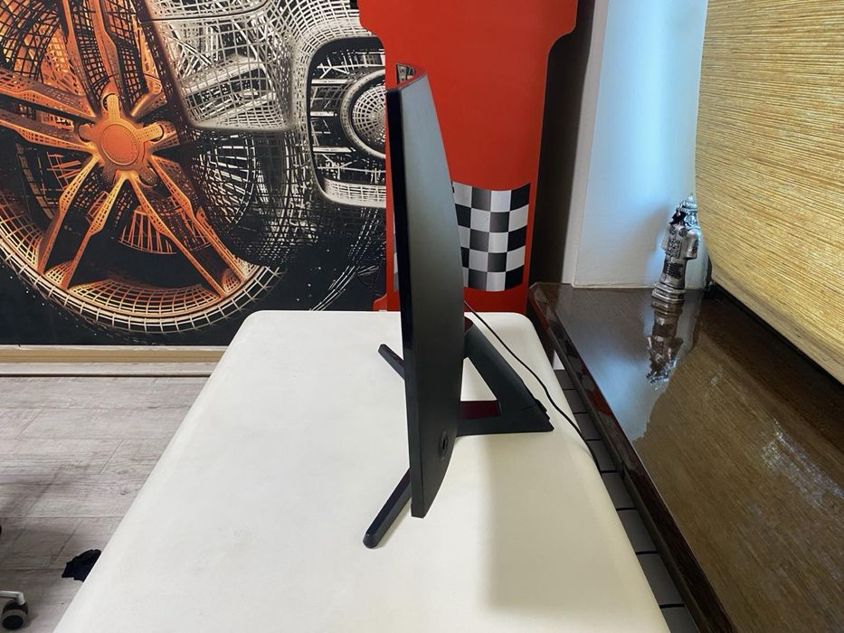 Samsung 27" curved monitor C27R500FH