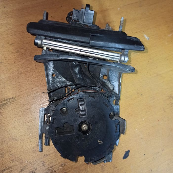 Дзеркало ліве, механізм дзеркала, корпус Mercedes-Benz W210 рестайлінг