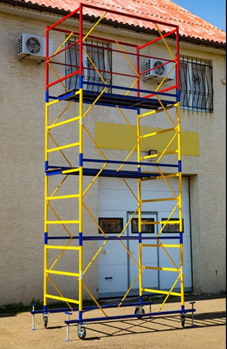 Средняя вышка-тура,вишки тура.ГАРАНТИЯ на всю продукцию 1 год!
Среднюю