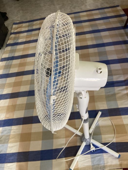 Ventoinha de pe selectline