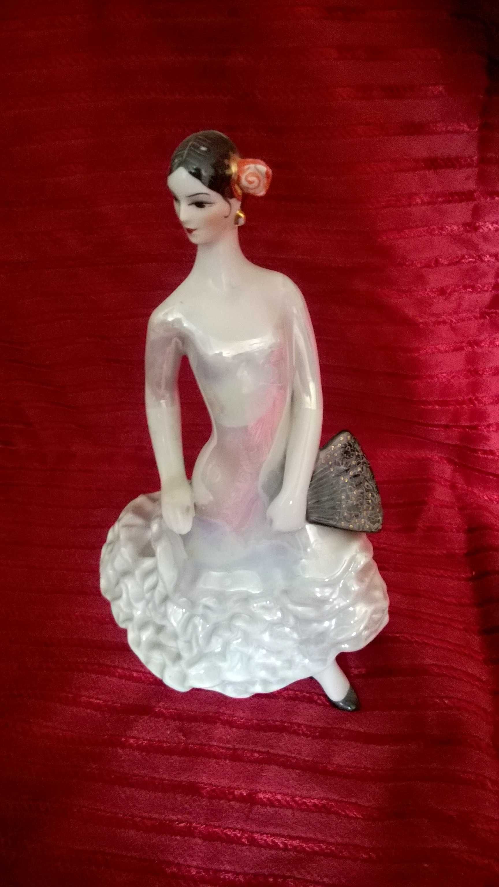 Figurka porcelanowa tancerka Carmen Hiszpanka ZSRR flamenco  porcelana