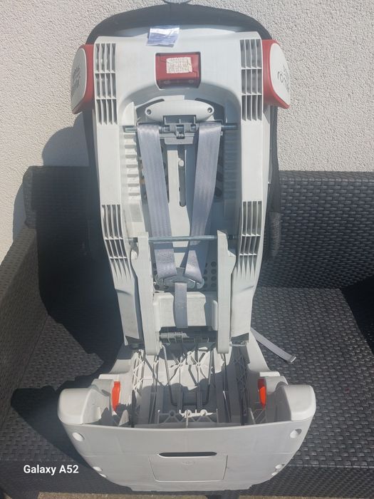 Foteliki britax romer 9-18 kg