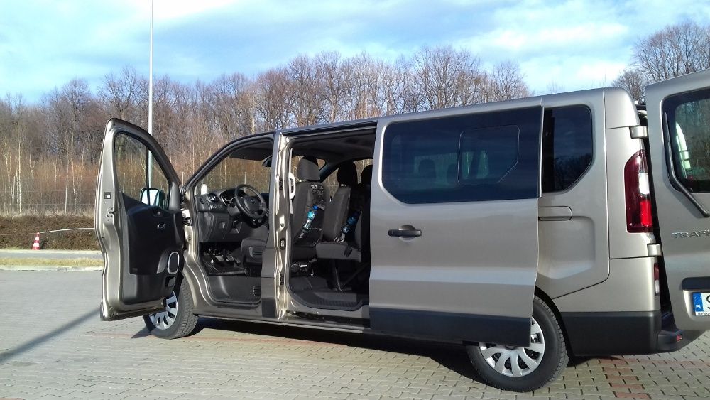 WOLNY TERMINA NA LIPIEC Wynajem busów 9 osób wynajem busa renault traf