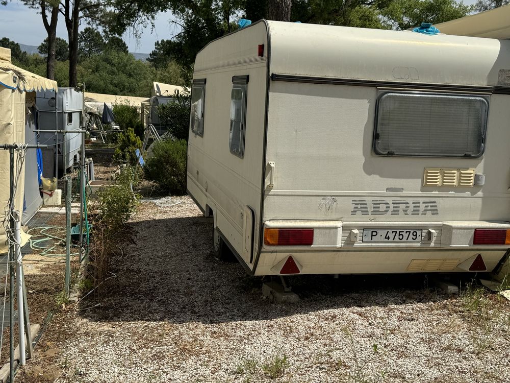 Caravana Adria camping Valbom