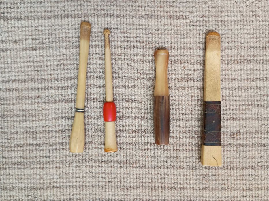 Boquilhas antiga em osso para cigarrilhas