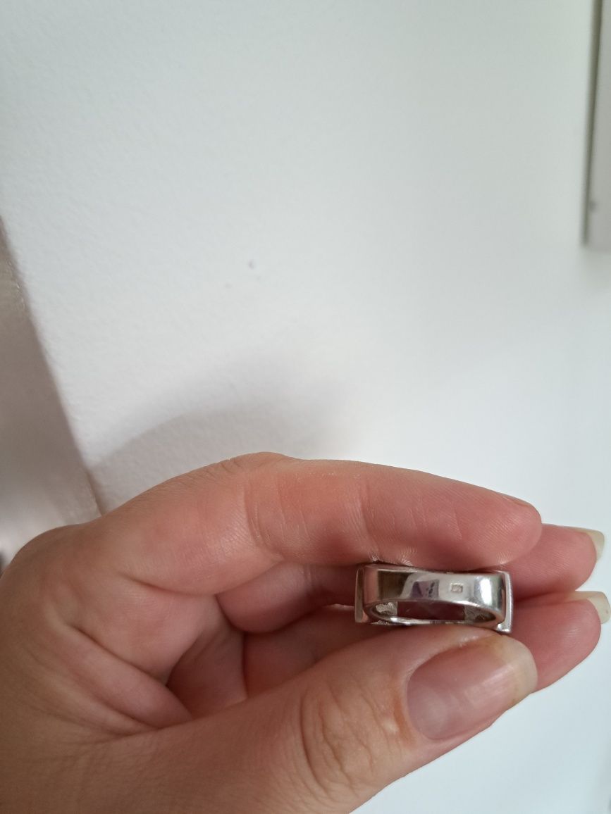 Srebrny pierścionek z cyrkoniami srebro cudo