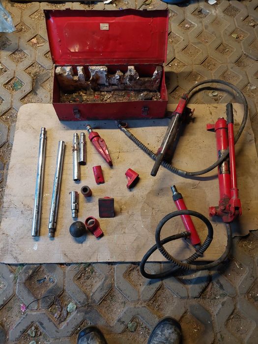 Rozpieraki hydrauliczne