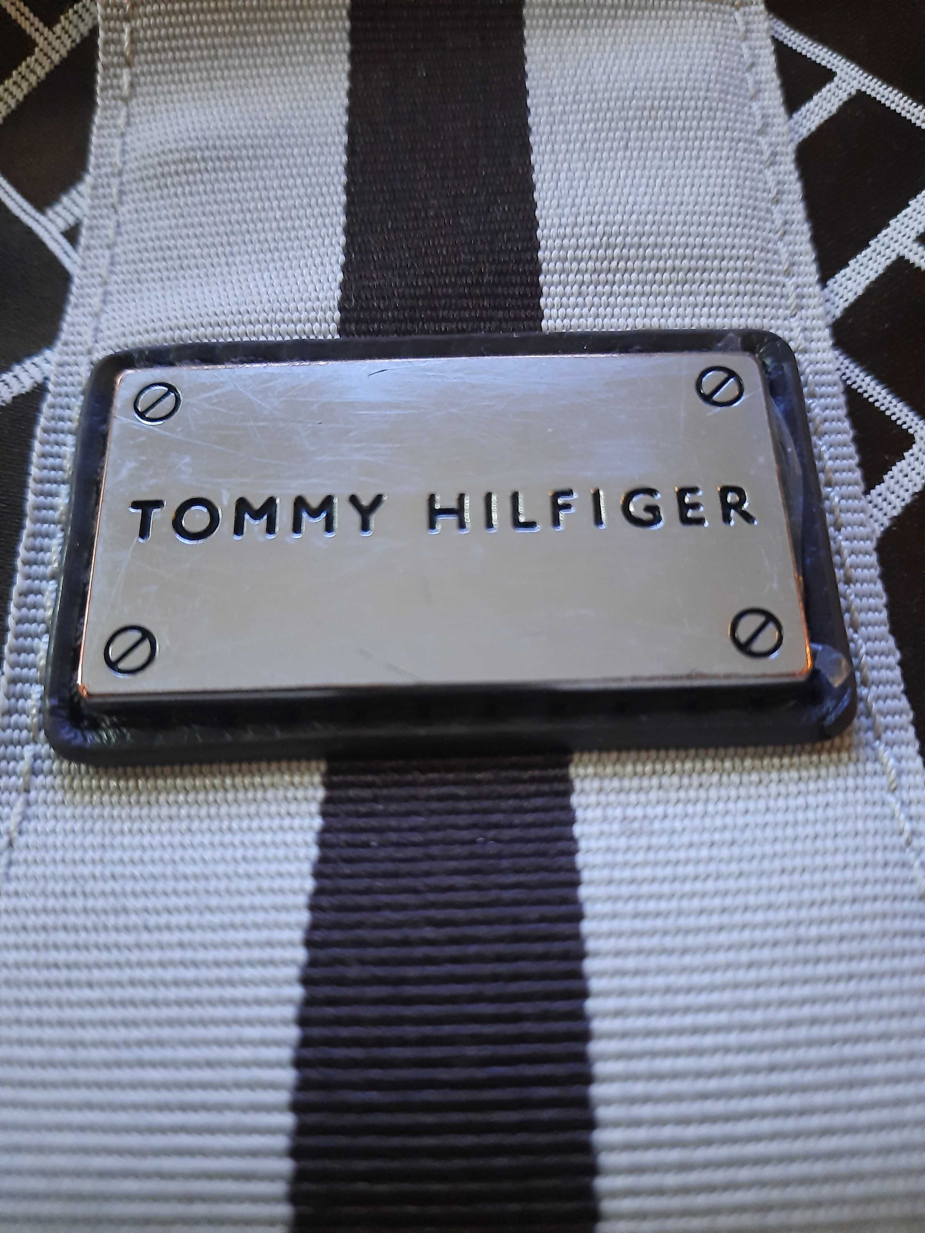 Torebka saszetka listonoszka Tommy Hilfiger