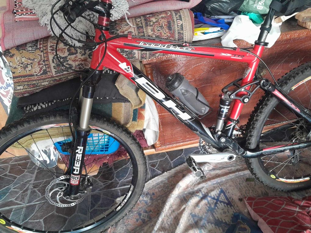 Bicicleta btt  bh