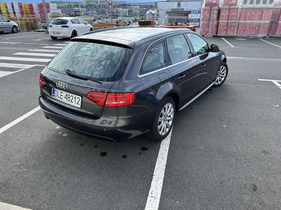 Audi A4 B8 2.0TDi manual