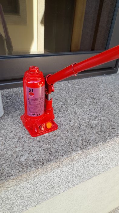 Macaco hidráulico 2T