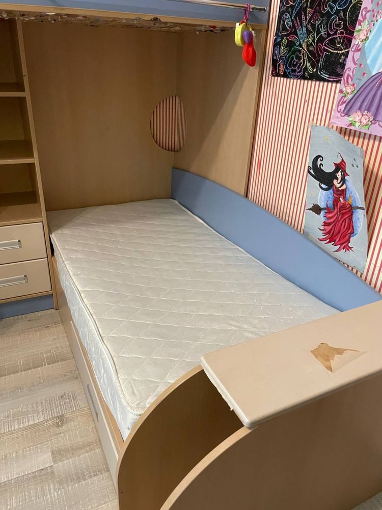 Дитяча, спальня, Двоярусне ліжко, дитячий комплект меблів