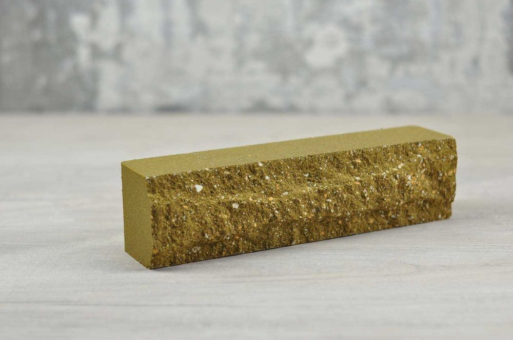 Цегла рвана половинка облицювальна.