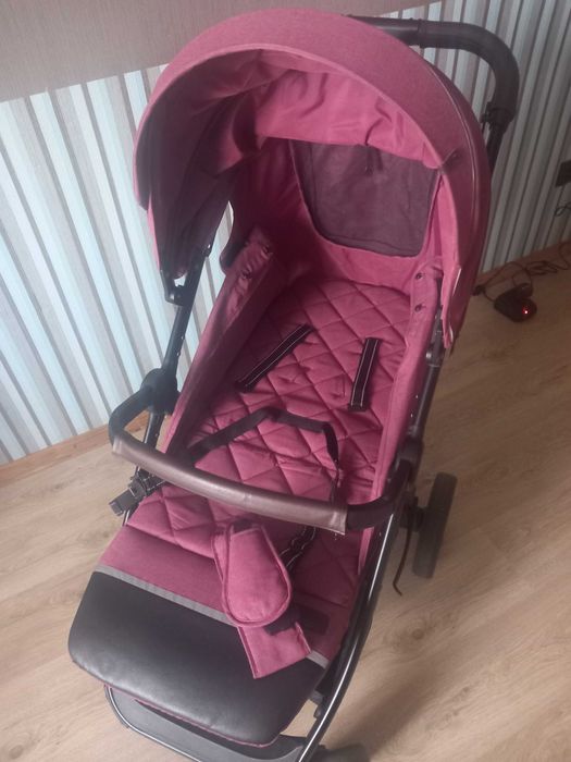 Дитячій візок у чудовому стані