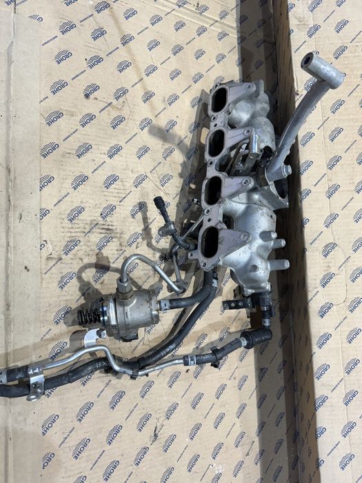 Корпус масляного фильтра Ауди А4 Б8 електро помпа водяная Audi A4 B8