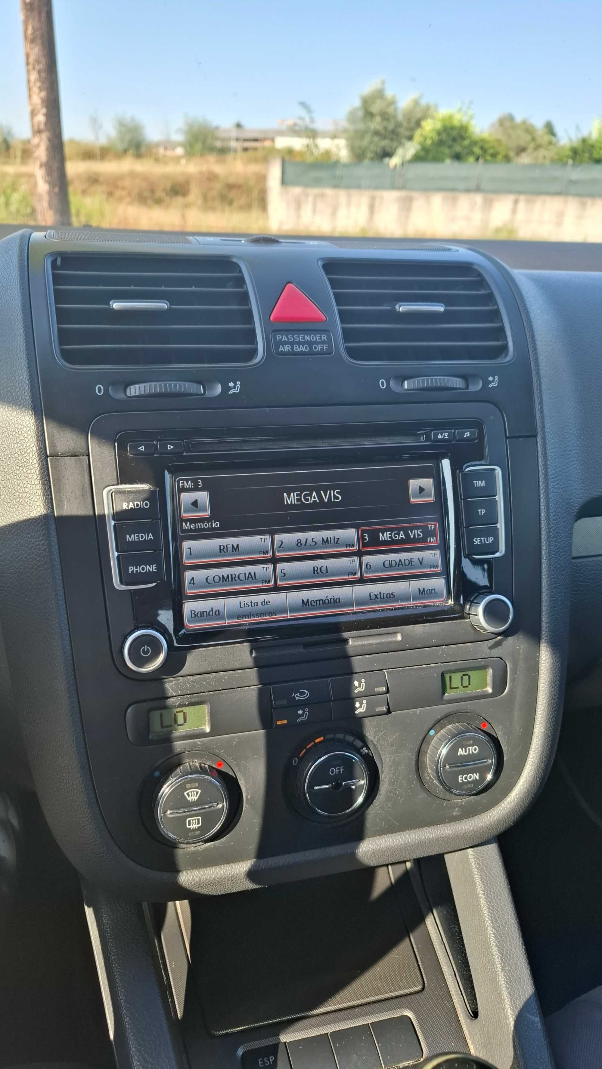 VW Golf V 1.6 Gasolina – 105cv – Nacional
