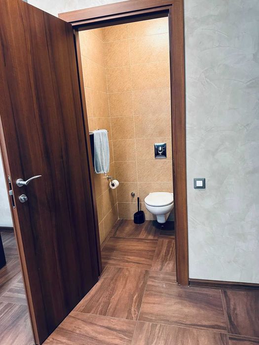 Офис в аренду от Хозяина в ЖК "Белый Парус" 215 м2, 1-й этаж