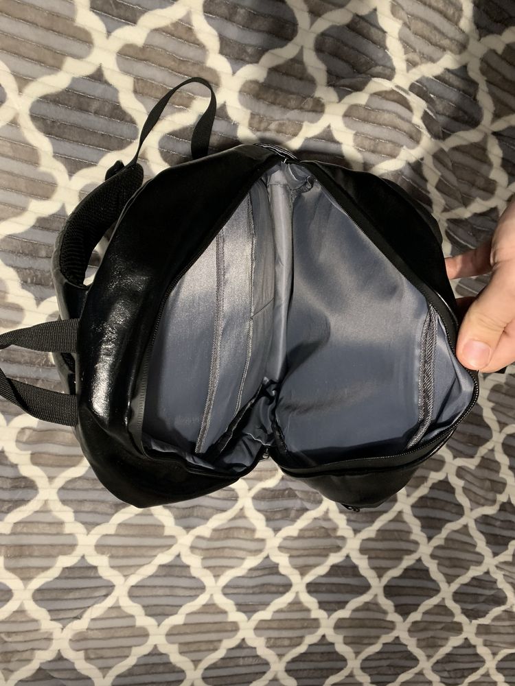 Mochila como nova