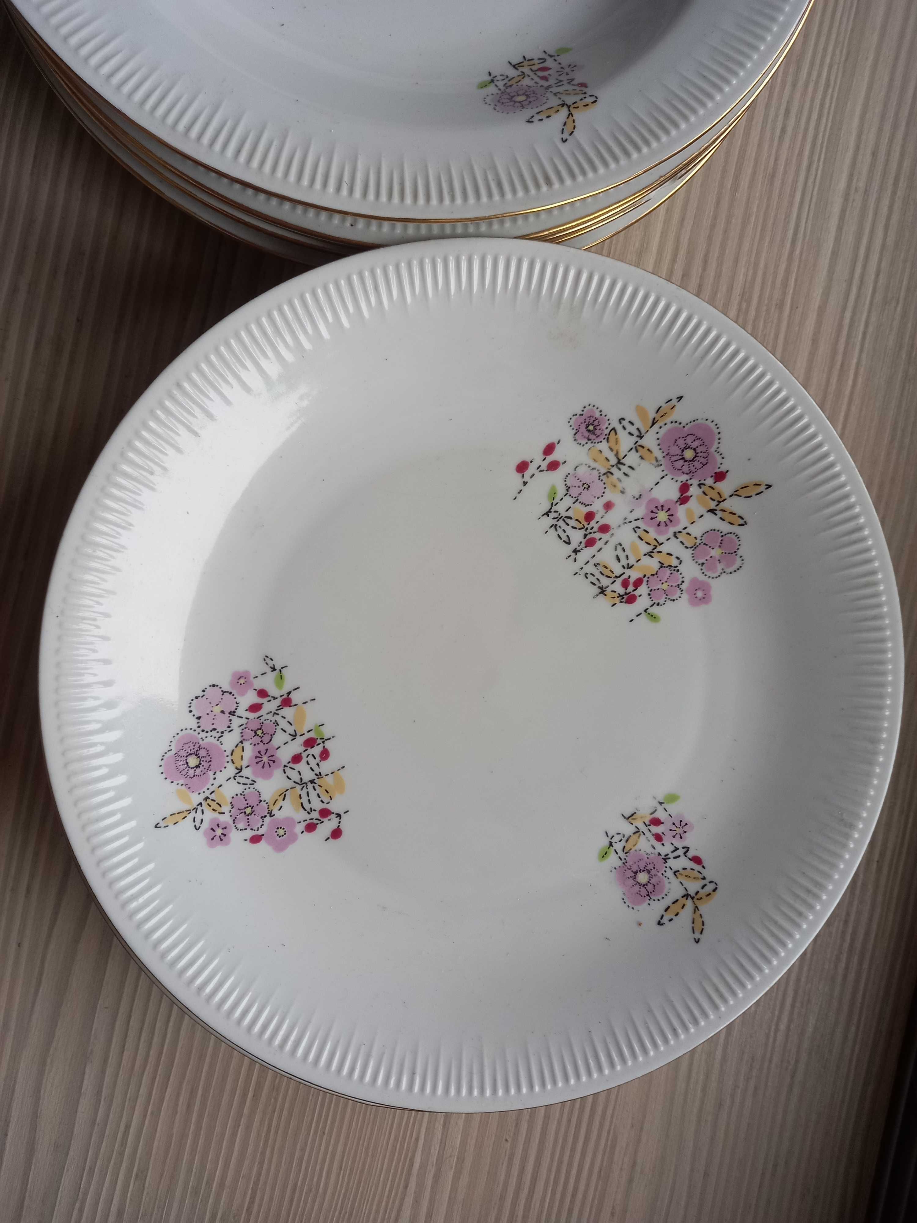 porcelana włocławek talerze 10szt