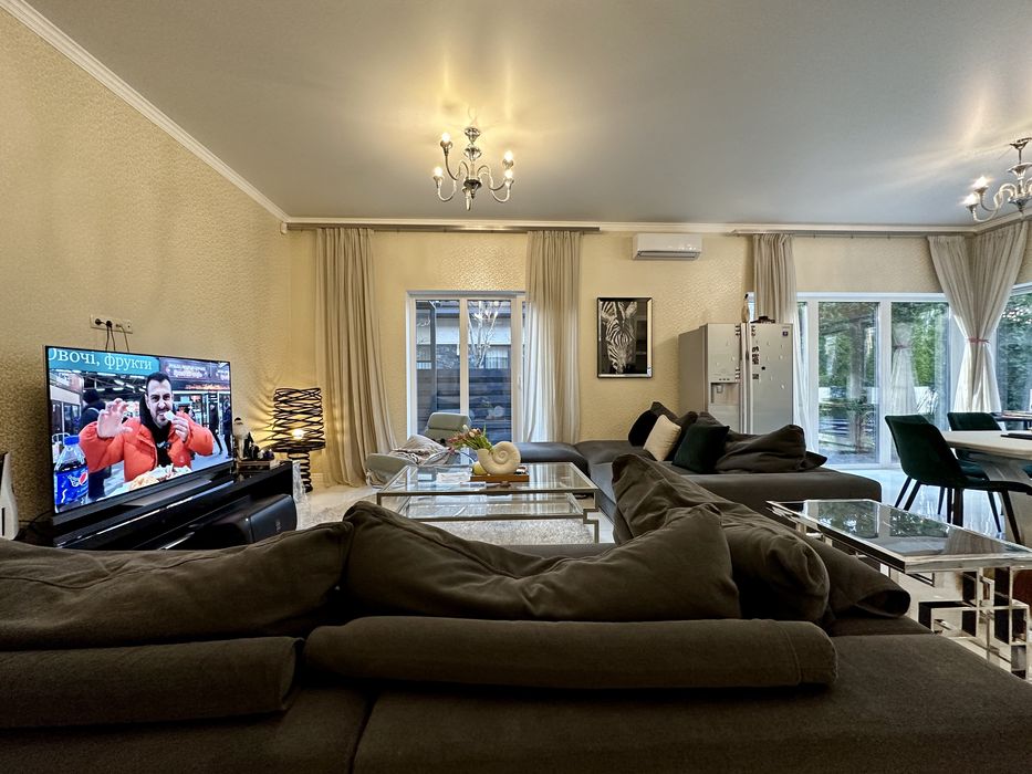 Лісова Буча, продаж будинку з ремонтом 200 м2 на 9 сотках землі