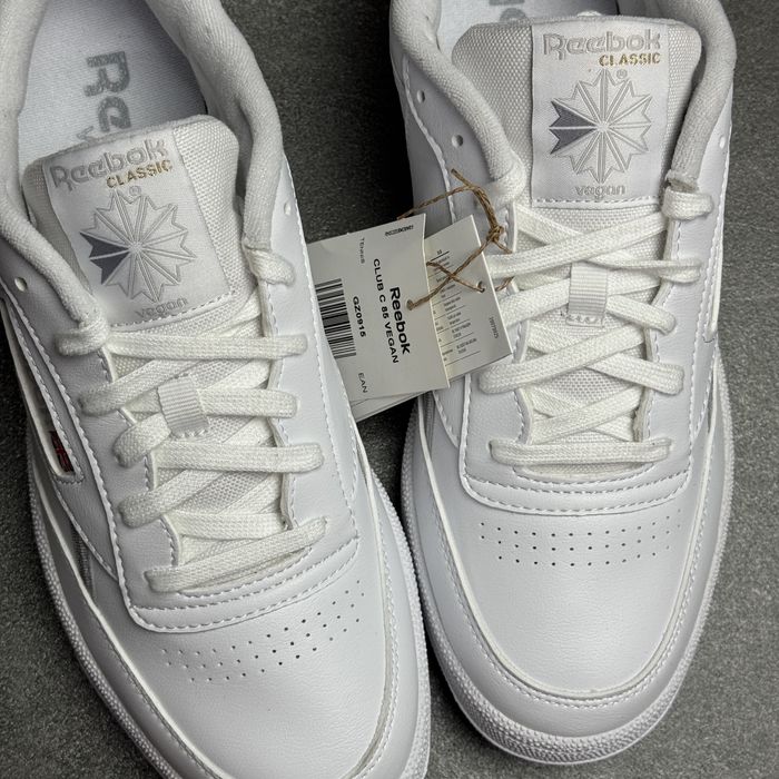 Білі кросівки Reebok Club C 85 Vegan GZ0915 ОРИГІНАО 100% 42 р