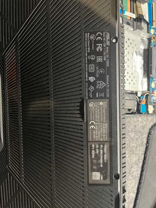 Laptop Asus TUF FX505DT Ryzen 5 / GTX 1650 / 8 GB Ram DDR4