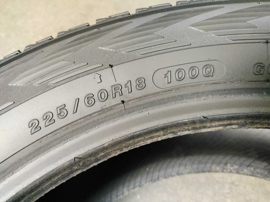 Yokohama R18 225 60 зимові шини вживані але добрі ще