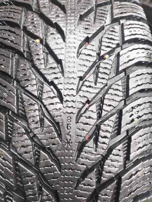 Шини Nokian Hakkapeliitta R3 SUV 245 70 16