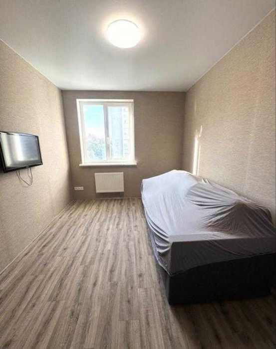 Срочно!! Продам 2к кв. Новострой ЖК Мира 1 Метро Масельского 3\9 53м