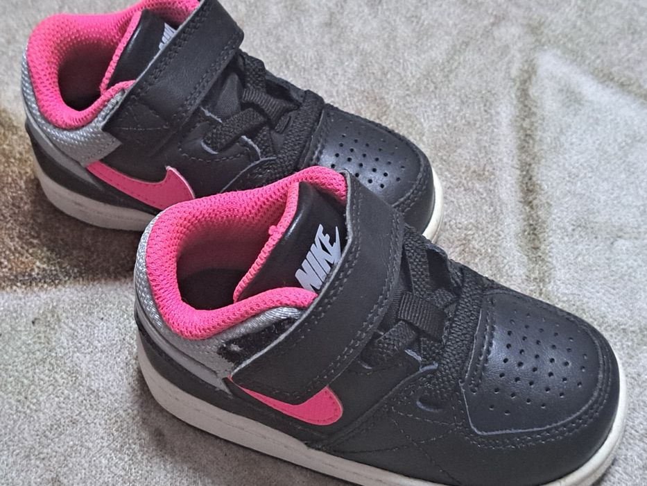 Ténis Nike tamanho21
