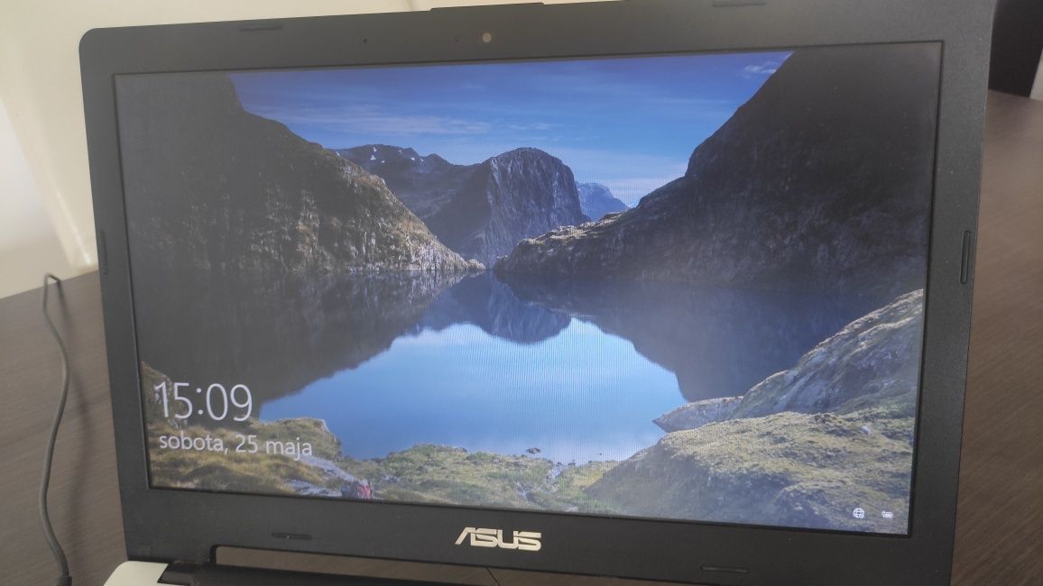 Laptop Asus K56C Intel i3 8GB 500GB SDD WIN10