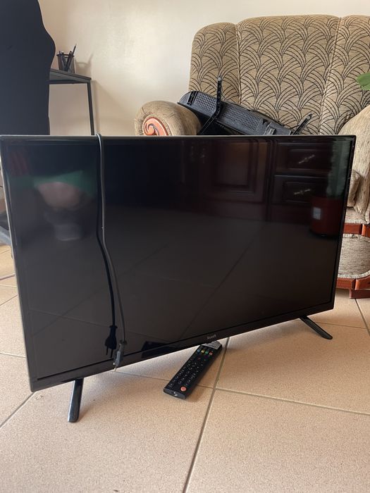 2 TVs pouco uso por 100€