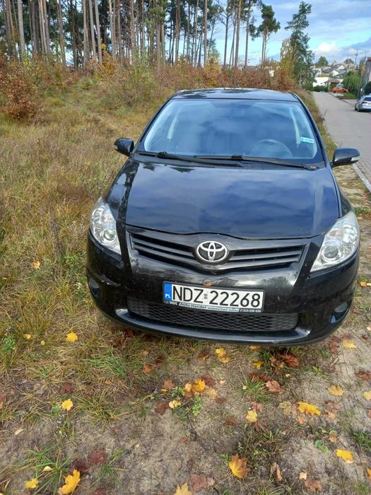 Toyota Auris | 1.3 manual | 99 km | benzyna | 2013 r | 2. właściciel