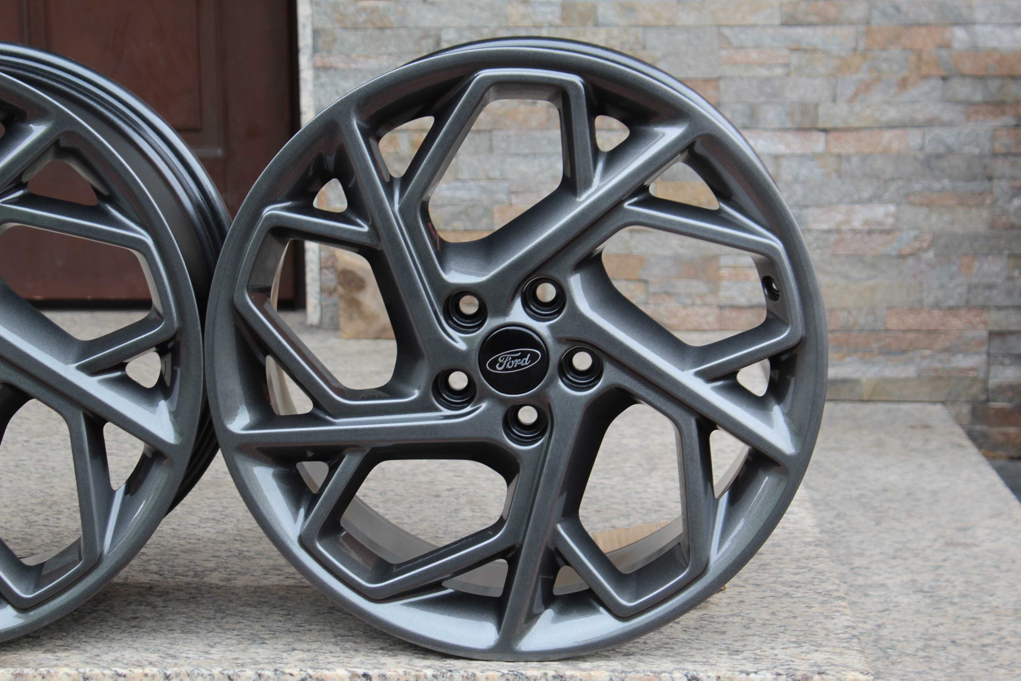 FORD Focus Mk3 Mk4 ST STLine Mondeo Mk4 Mk5 STLine  5x108 18'' 8J ET55