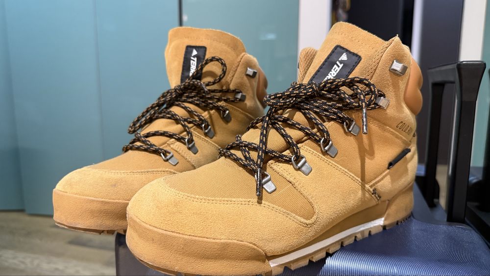 Черевики зимові Adidas чоловічі 42 2/3 розмір