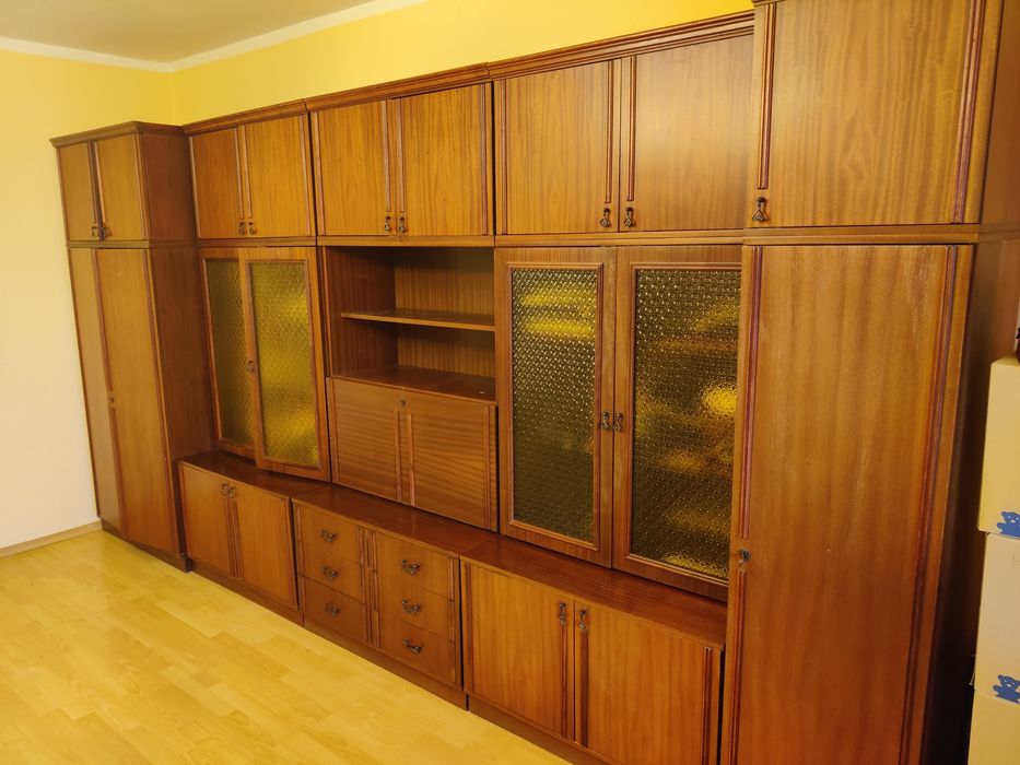 Meblościanka drewniana