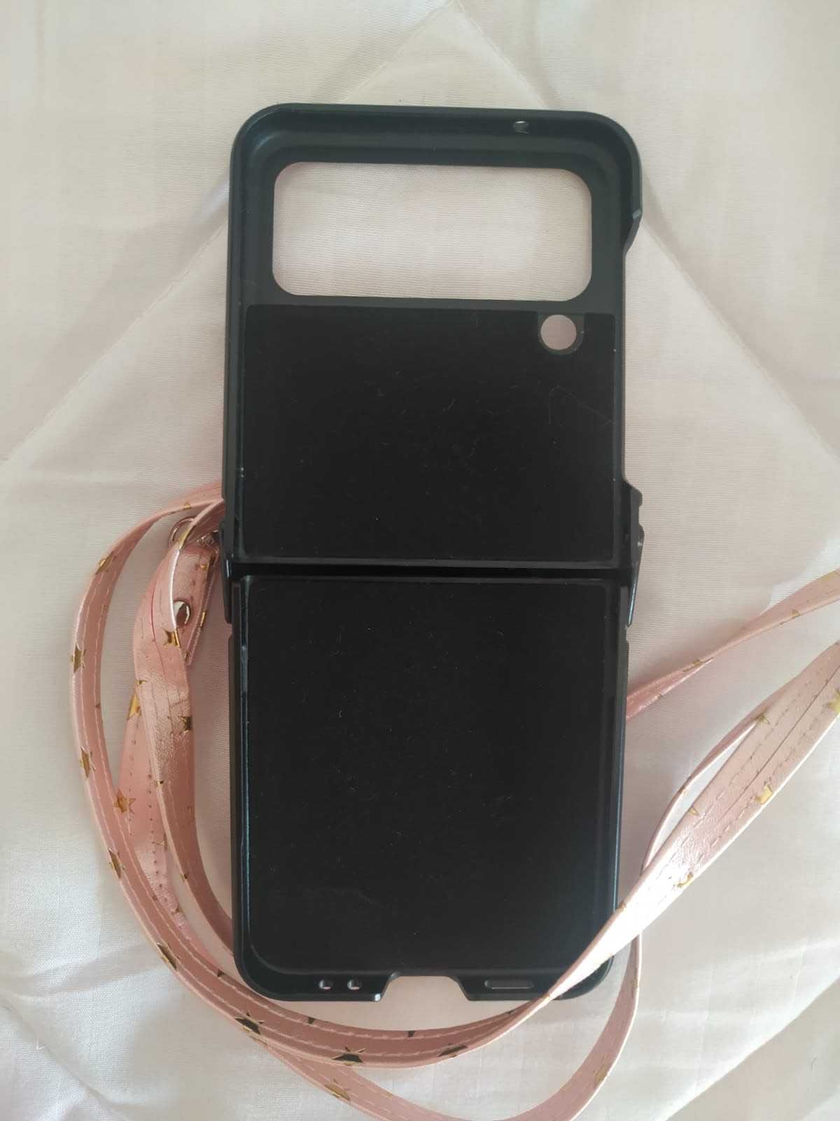 Capa Rosa com Estrelas Douradas para Samsung Galaxy Z Flip 4 – Nova