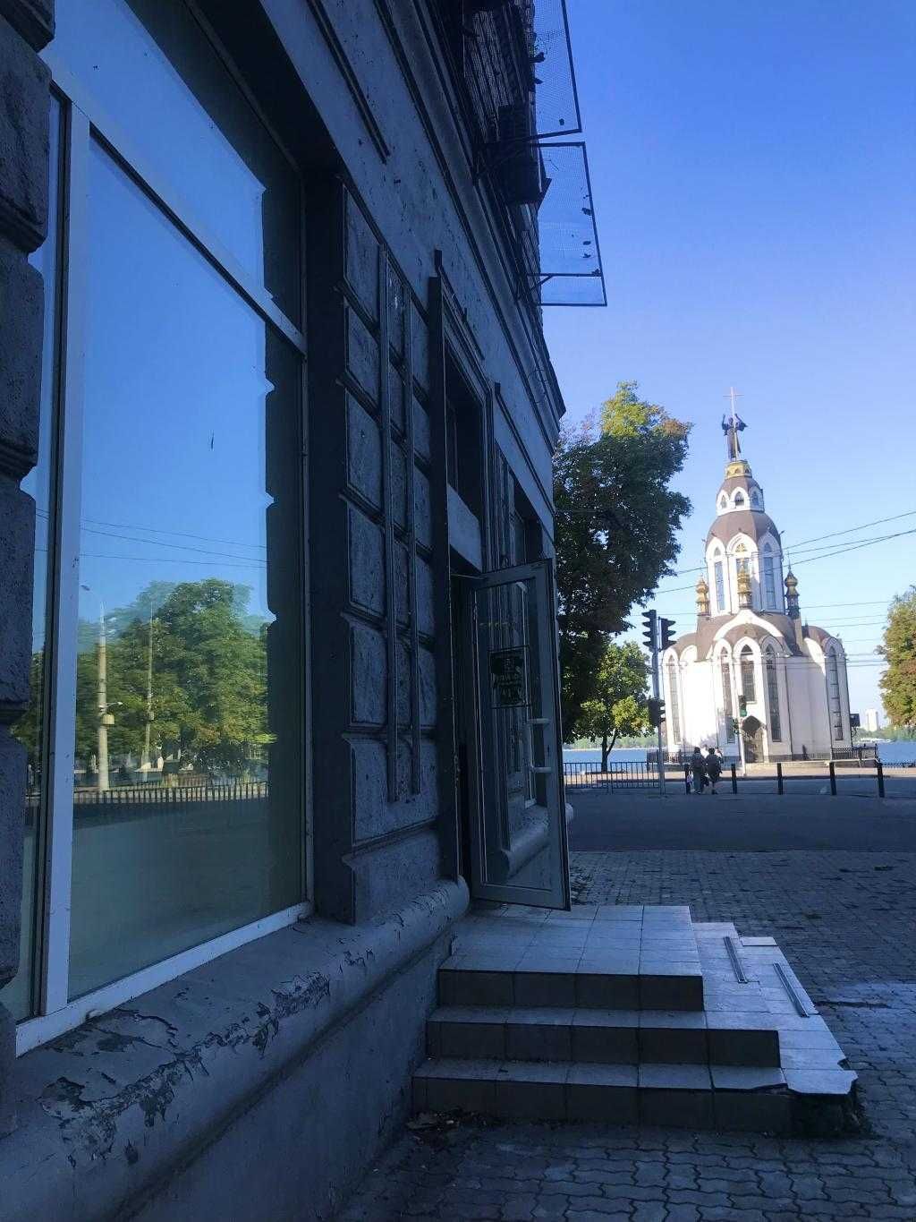 Аренда коммерческого помещения в Центре, Набережная, Мост Сити рядом.