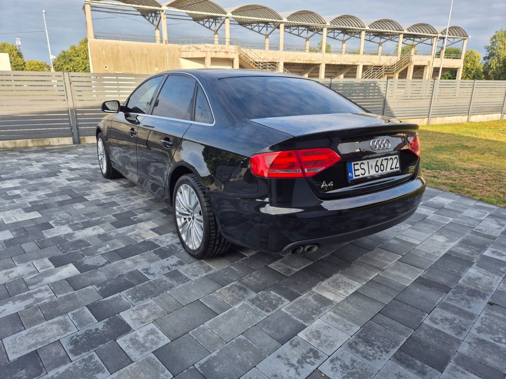 Audi A4 B8 2.0 tdi 2011
