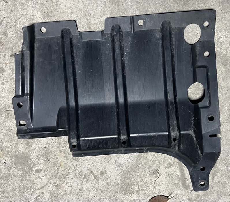 Захист двигуна лансер 9