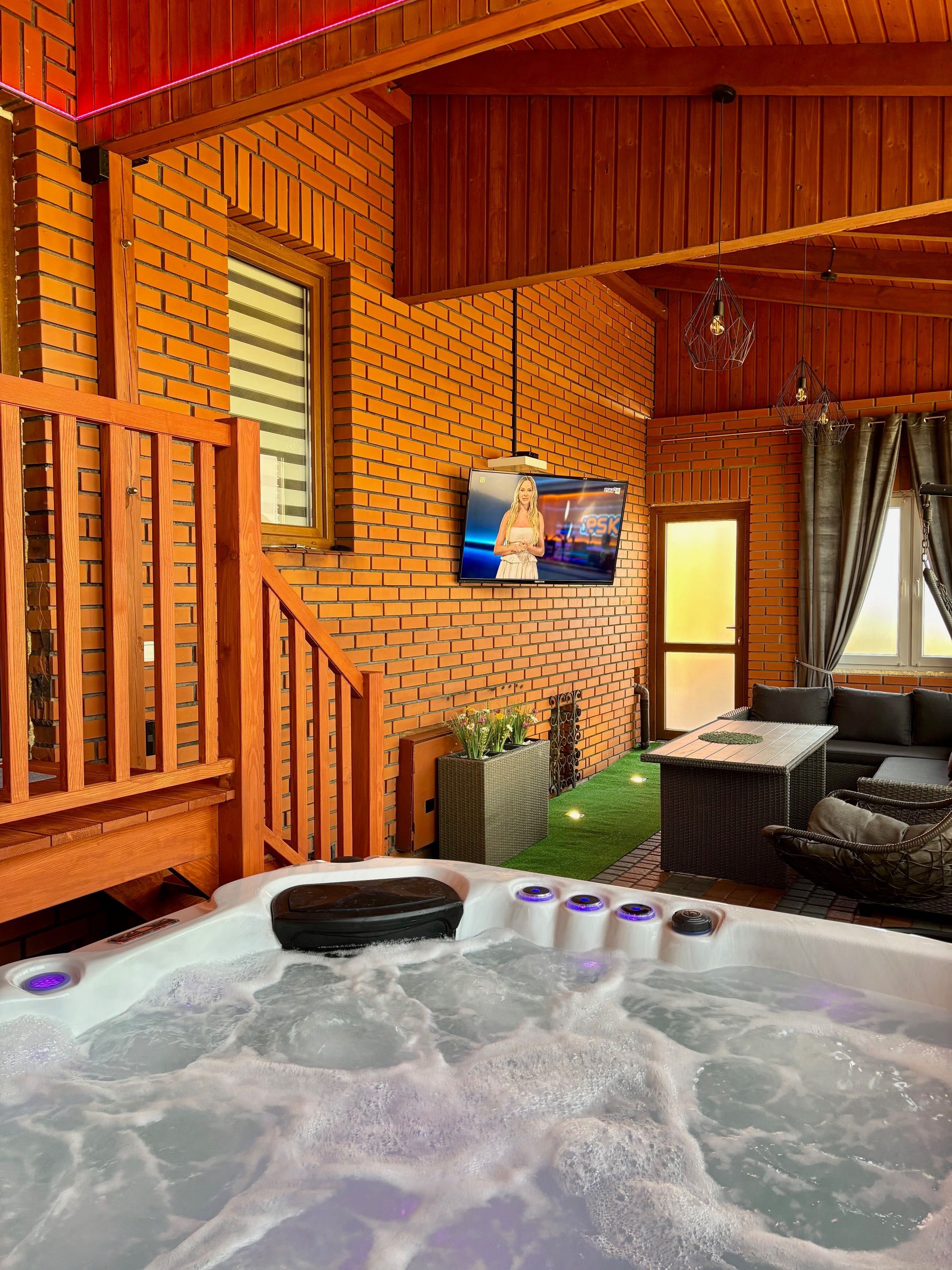Apartament "Love Heaven" Jacuzzi SPA z wanną z hydromasażem dla Dwojga