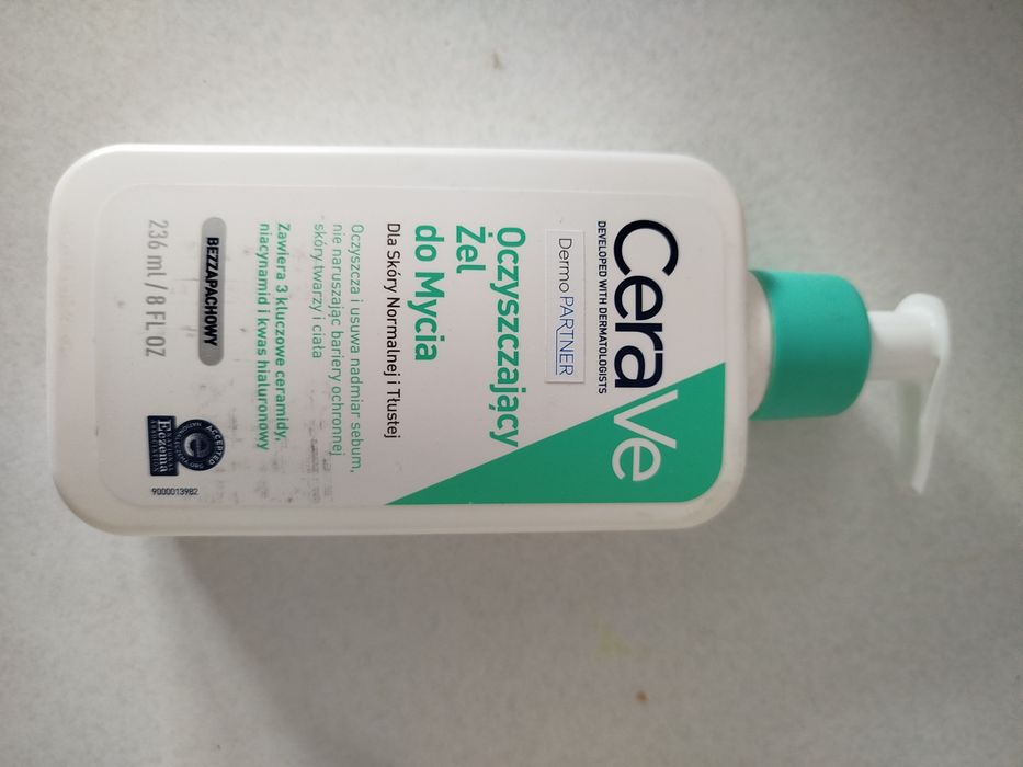 CeraVe, oczyszczający żel do mycia 236ml