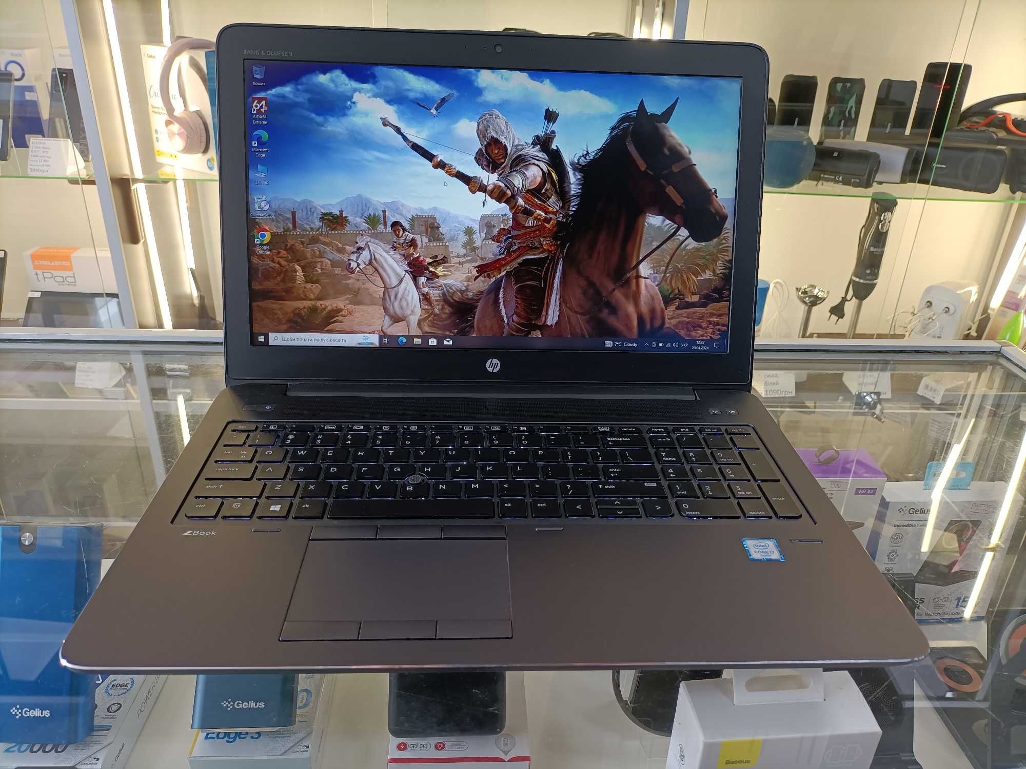 Потужний HP  15,6 FHD,i7-6700HQ, Nvidia M2000M 4Gb.16/512