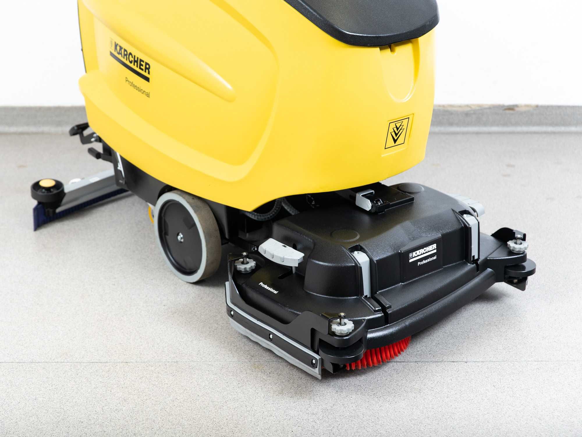 SZOROWARKA KARCHER B 60 W D65 Bp Pack NOWE BATERIE 1700mth 12500netto