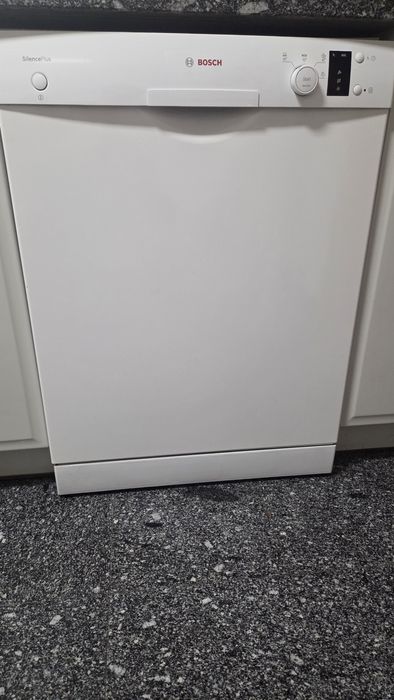 Máquina lava loiça Bosch Silence plus